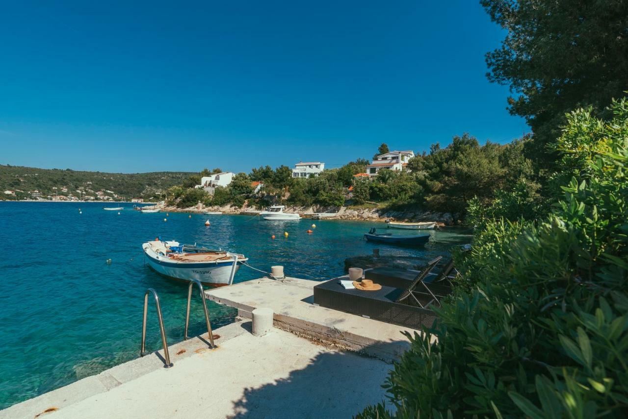 Villa Relax Veliki Drvenik Luaran gambar