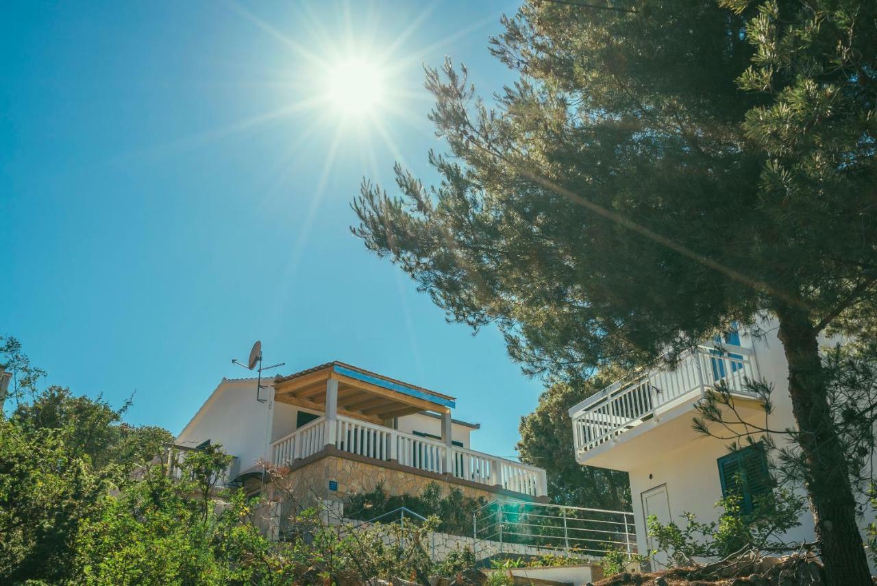 Villa Relax Veliki Drvenik Luaran gambar