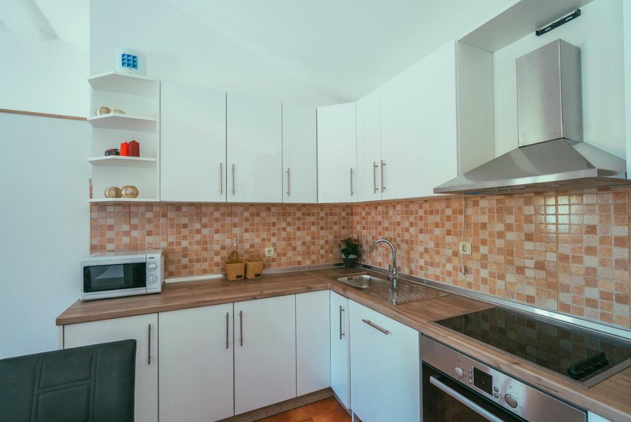 Villa Relax Veliki Drvenik Luaran gambar