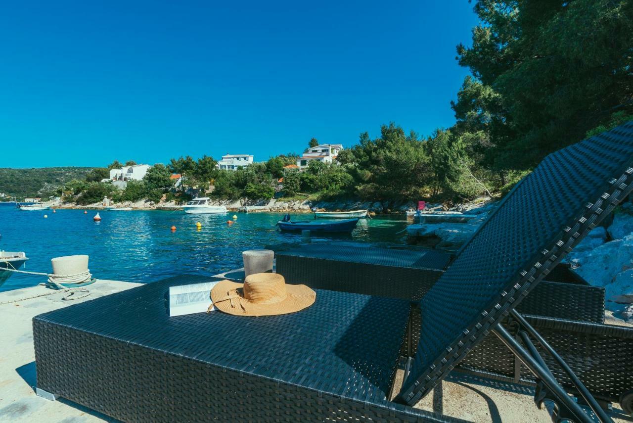 Villa Relax Veliki Drvenik Luaran gambar